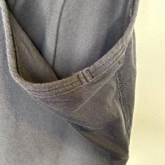 Lululemon Yogi Racerback III Tank Front Pocket Black Size 4 - Picture 13 of 16